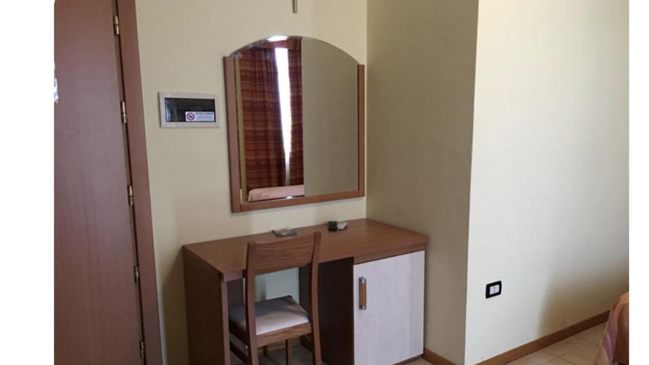 Hotel Le Morge تورينو دي سانغرو المظهر الخارجي الصورة